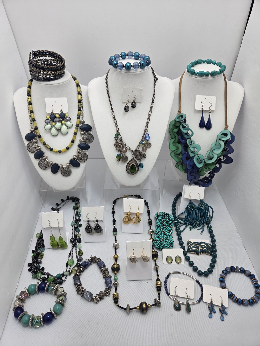 HUGE Jewelry Lot 25+ Pc CHICOS LIA SOPHIA Necklaces Boho Chunky Earrings Blue